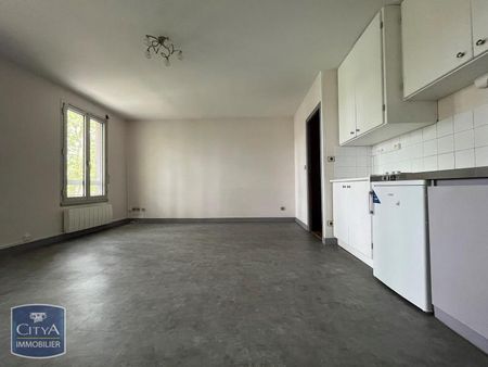 Location Appartement 1 pièce 33m² BOURGES 18000 - Photo 4