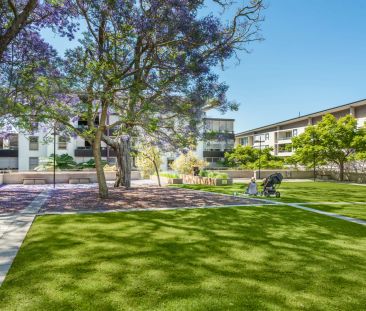 1402/2 Sterling Circuit, Camperdown. - Photo 1