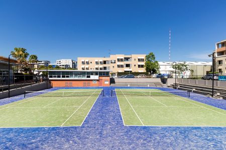 706/16 Corniche Drive, Wentworth Point - Photo 4