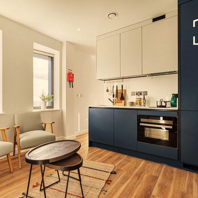 Studio to rent - Photo 1