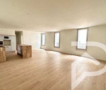 À LOUER SUPERBE APPARTEMENT T4 RÉNOVÉ DE 95 m² - Photo 4