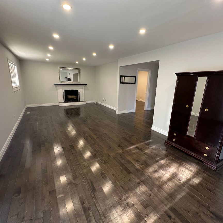 For Lease - 437 Woodbridge Avenue Unit# Lower, Vaughan, Ontario - Photo 1