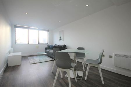 2 bedroom apartment to rent - Photo 2