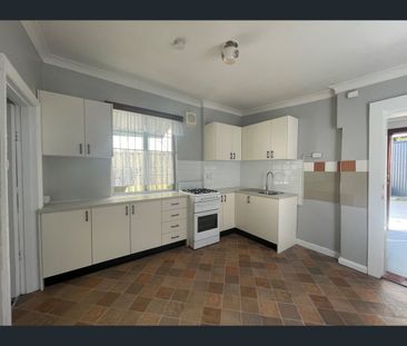 71 Camden Street, Enmore, NSW 2042 - Photo 4