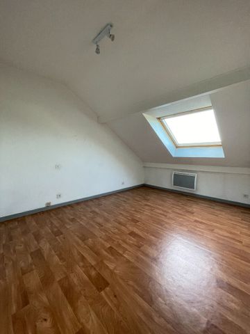 Location Appartement 4 pièces 64m² - Photo 3