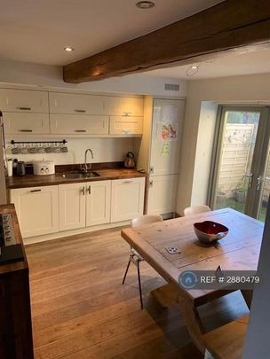 2 bedroom terraced house to rent - Photo 1