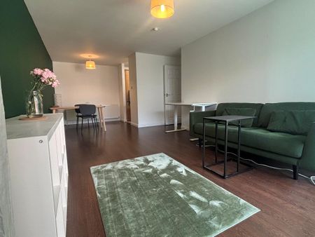 2 bedroom flat to rent - Photo 2