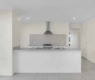 Elegant 4-Bedroom Retreat in the Prestigious Bethany Park Estate! - Photo 4