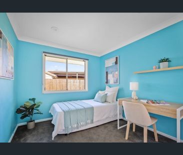 Spacious Family Home in Sought-After Glenwood Park Estate - Photo 2