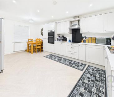 3 bedroom detached house to rent - Photo 5