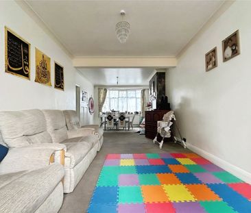 Priory Road, Hounslow, Middlesex, TW3 2RA - Photo 1