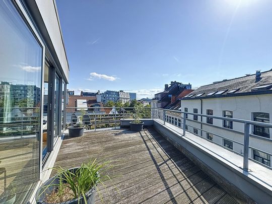 Flat - for rent - Photo 1