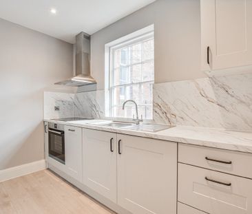 West Cliff, Preston - Photo 4