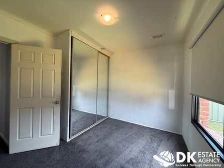 Modern Comfort in a Convenient Location - Photo 3
