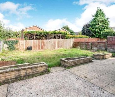 3 bedroom detached house to rent - Photo 3