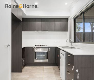 Excellent 3 Bedder! - Photo 2