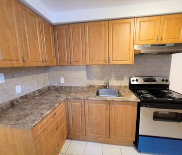 For Lease - 128 Dynevor Road, Toronto, Ontario - Photo 2