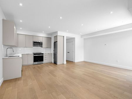 For Lease - 909 Castlefield Avenue Unit# 1, Toronto, Ontario - Photo 3