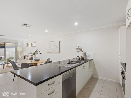 2B Carbnet Place, 5047, Seacombe Gardens Sa - Photo 2