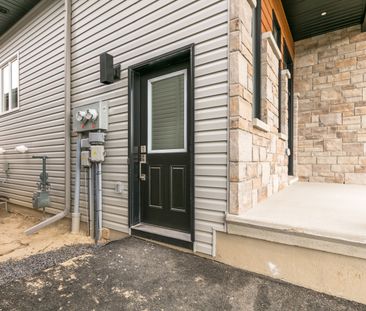 For Lease - 562 Regina Street Unit# A, Russell, Ontario - Photo 5