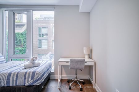 For Lease - 33 Dundonald Street Unit# TH 2, Toronto, Ontario - Photo 3