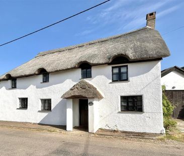 4 bedroom detached house to rent - Photo 2