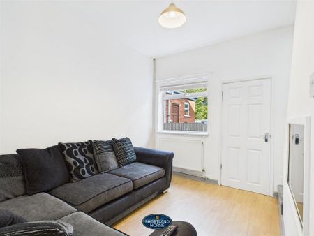 2 bedroom terraced house to rent - Photo 4