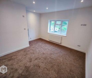 Greenleach Lane, Roe Green, Worsley, Manchester, M28 - Photo 4