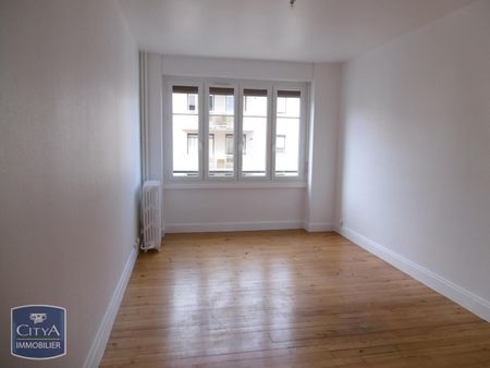 Location Appartement 3 pièces 65m² ST ETIENNE 42100 - Photo 2