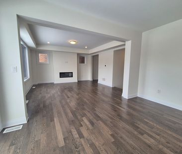 For Lease - 3284 Mariner Pass, Oakville, Ontario - Photo 1