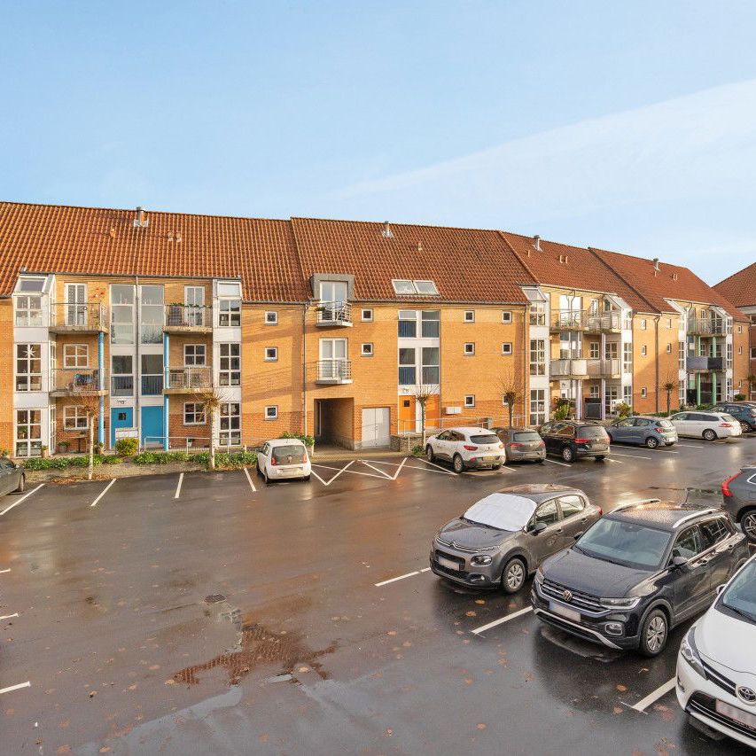 Centralt Belligende lejlighed, i hjertet af Holstebro med gratis parkering - Photo 2