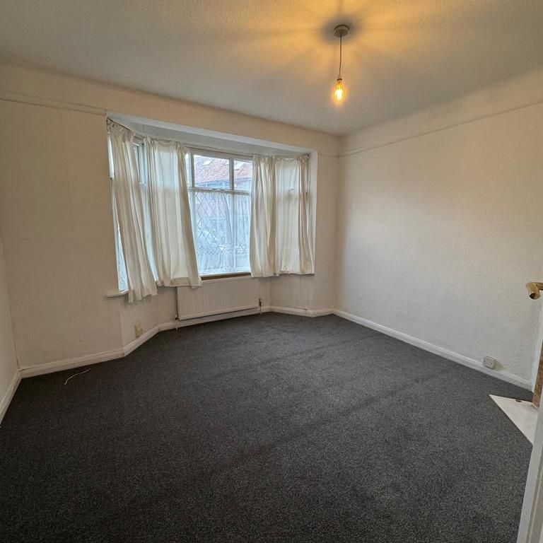 1 bedroom ground floor maisonette to rent - Photo 1