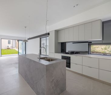 4 The Parade, Dulwich Hill NSW 2203 - House For Rent | Domain - Photo 4