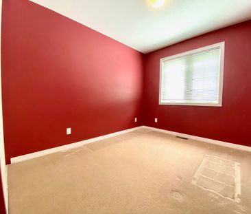 For Lease - 684 Wild Shore Crescent, Blossom Park - Airport and Are... - Photo 5