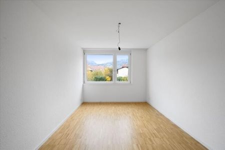 Living in a quiet location / Habiter un quartier tranquille - Photo 2