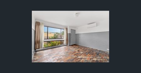 Everything at your finger tips and affordable! - Photo 3