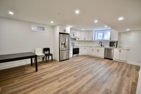 For Lease - 5 Arctic Grail Road Unit# Lower, Vaughan, Ontario - Photo 2