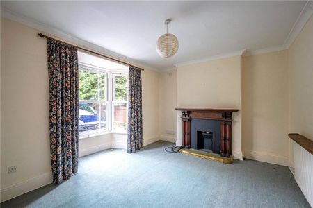 4 bedroom terraced house to rent - Photo 2