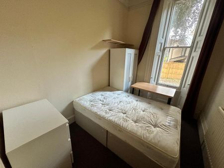 5 bedroom flat to rent - Photo 5
