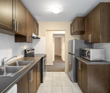 2 Bedroom - Photo 3
