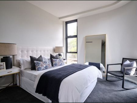 Affordable Apartment Living in Sutherland - Photo 2