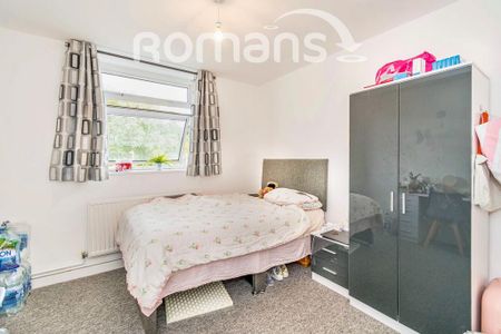 5 bedroom flat to rent - Photo 2