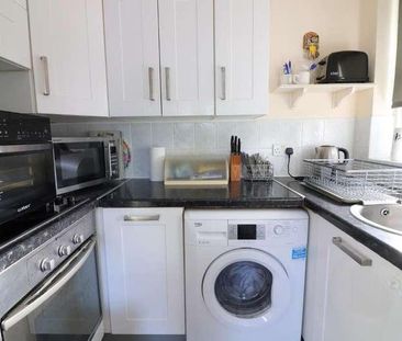 Bedford Road, Barton Le Clay, Bedfordshire, MK45 - Photo 6