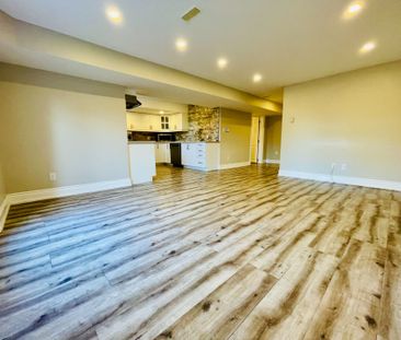 For Lease - 996 Booth Avenue Unit# Basement, Innisfil, Ontario - Photo 6