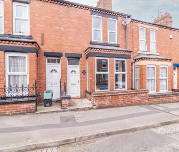 28 Siward Street - Photo 4