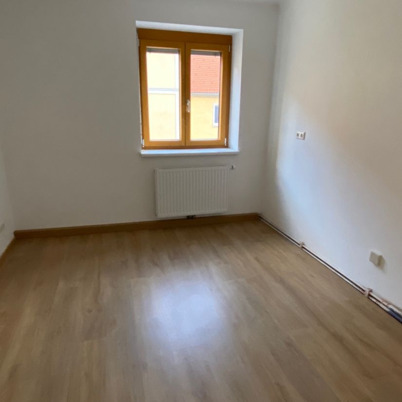 Bruck. Martin-Luther-Straße. Hippe 2 Zimmerwohnung für Pärchen - Foto 1