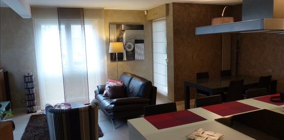 Location Appartement 3 pièces 67m² - Photo 2