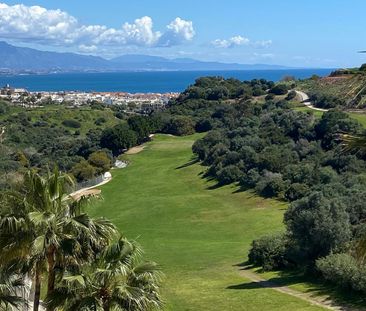 Alquiler de ático en Calle el Hacho s/n - Foto 2