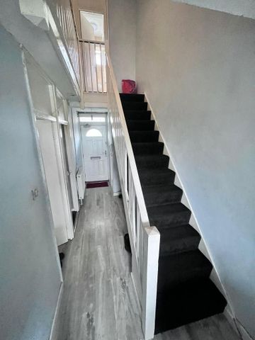 3 bedroom maisonette to rent - Photo 4
