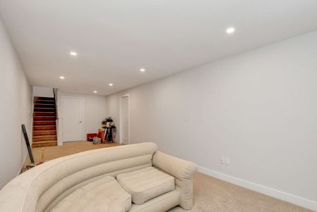 For Lease - 927 OMAGAKI Way, Blossom Park - Airport and Area, Ontario - Photo 3